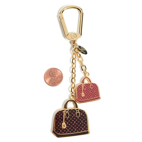 louis vuitton artsy bag charm